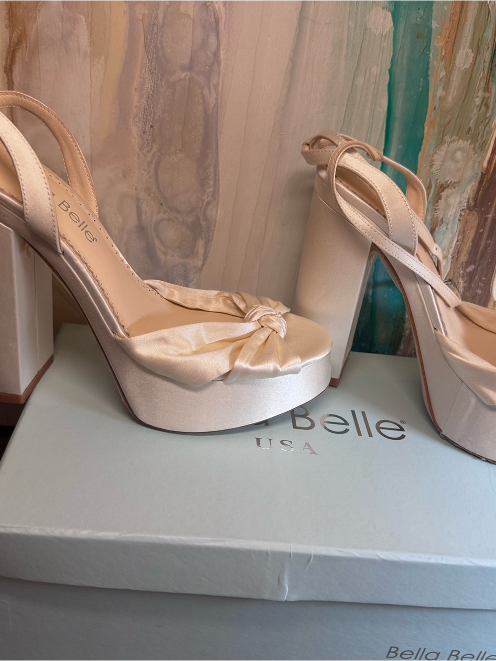 Bella Belle Serafina (worn once for 2 hours max!) - Picture 4 of 8